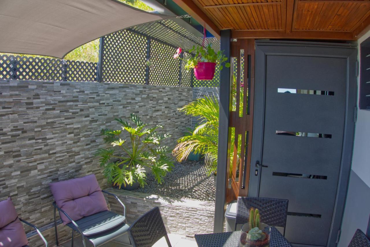 Ka Hema - Maison Entiere Avec Jacuzzi Et Vue Sur Mer Saint-Joseph Exterior foto